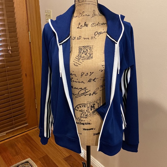 Nike Jacket - Picture 6 of 12